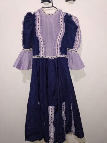 Vestido de prenda roxo