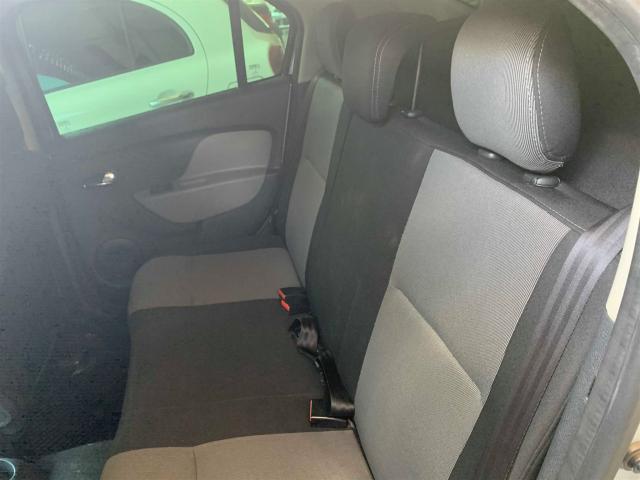 LOGAN 2014/2015 1.6 DYNAMIQUE 8V FLEX 4P MANUAL - Foto 7