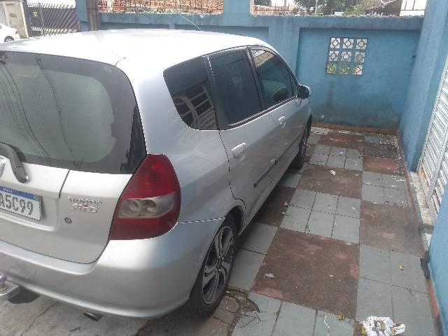 Vendo Honda fit 2004 ,1.4 com doc ok