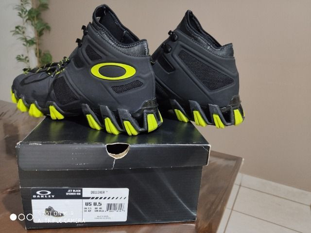 tenis oakley delleker