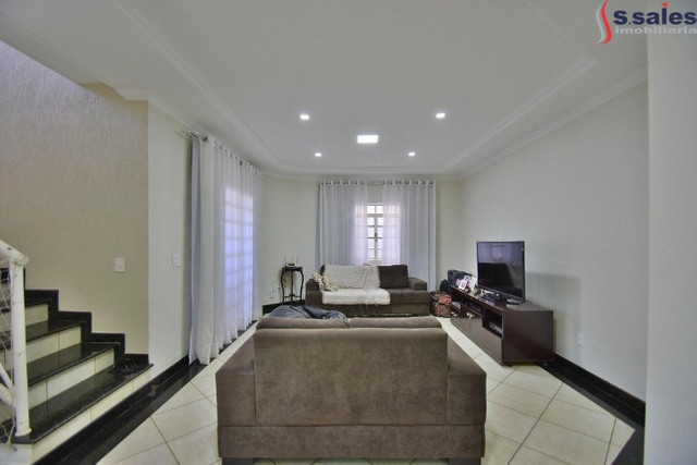 Linda Casa!! Imóvell com 4 Quartos sendo 3 Suítes 1.000m² Imóvel em Destaque!! - Foto 6