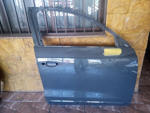 Porta dianteira direita Audi Q3 2020 