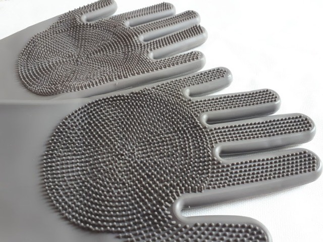 Luvas Mágica De Silicone Limpeza Multiuso Cozinha Faxina Pet - Foto 5