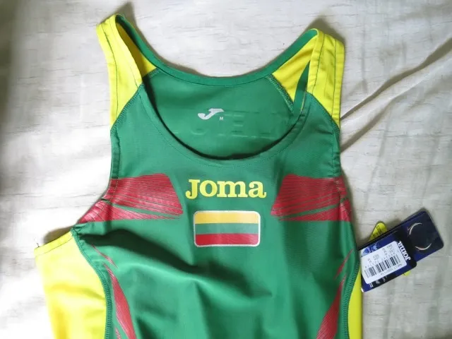 Traje de atletismo tipo macaquinho Joma time nacional Lituânia