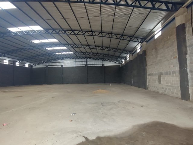 Imobiliária libra Aluga galpão na palmares 1  - Foto 2