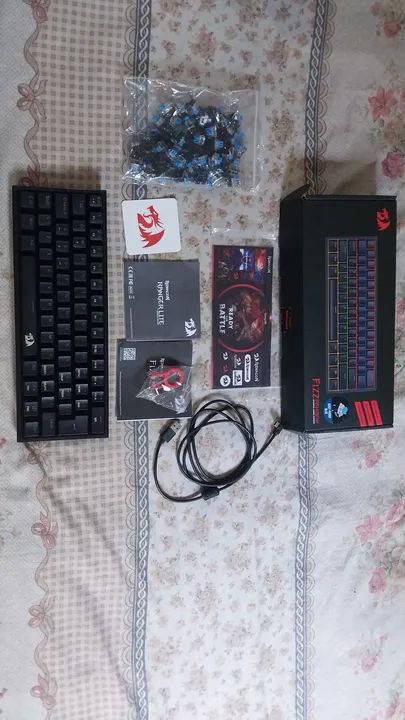 Teclado Gamer Redragon Fizz Rainbow - Seminovo - Foto 2