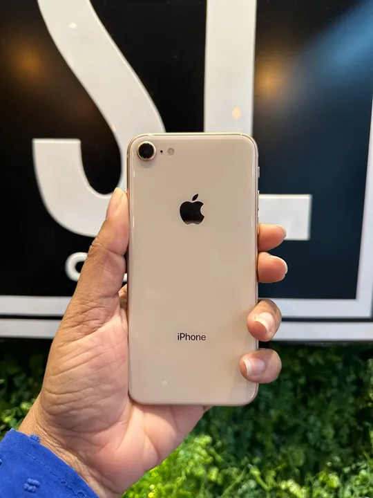 iPhone 8 64Gb Gold bateria 100% semi novo peça única