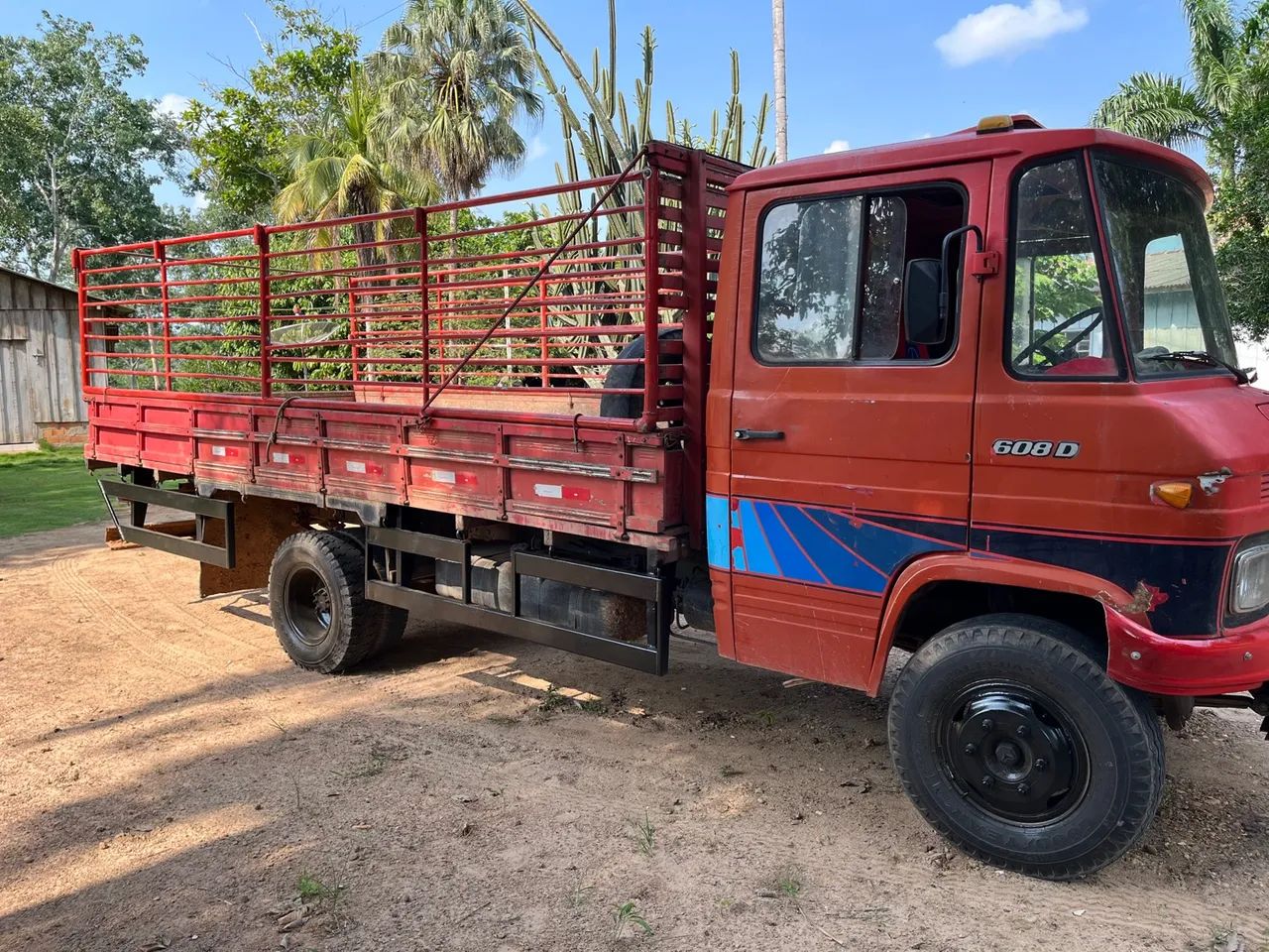 Caminhão Mercedes-Benz 608D - Foto 3