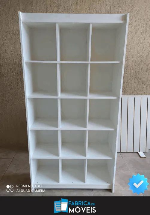 Closet Loja Colmeia + Cabideiro Duplo + Prateleiras - Foto 4