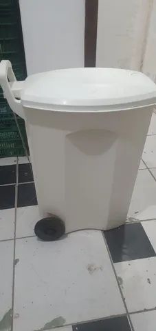  Lixeira de 90litros
