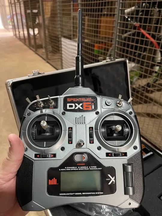 Transmissor Spektrum DX6i - Rádio Controle para Drones e Aeronaves - Foto 2