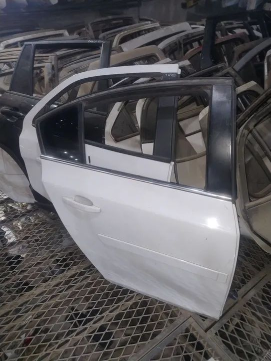 porta traseira direita do cruze sedan 2010/2011/2012/2013/2014 - Foto 2