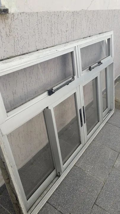 Janela Aluminio semi nova