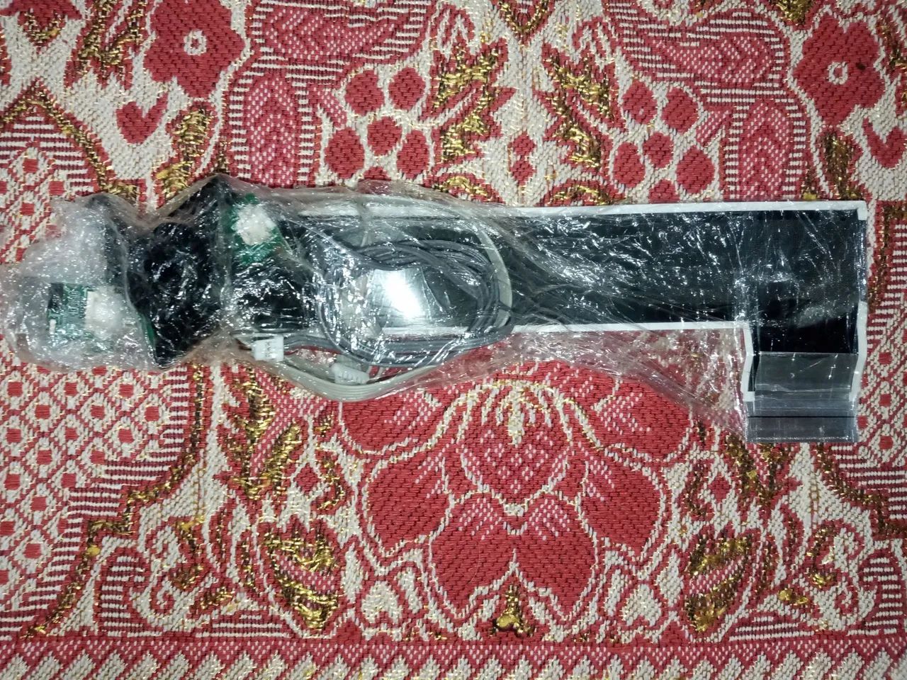 TV TOSHIBA 43 POLEGADAS PLACA MÃE+ BOTÃO + MALHAS - Foto 3