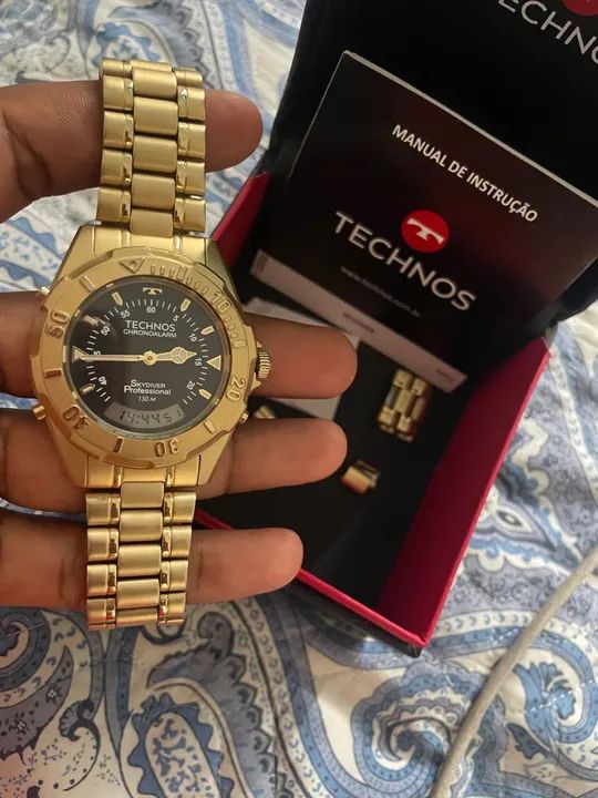 Relógio Technos Skydiver Profissional Dourado - Foto 3