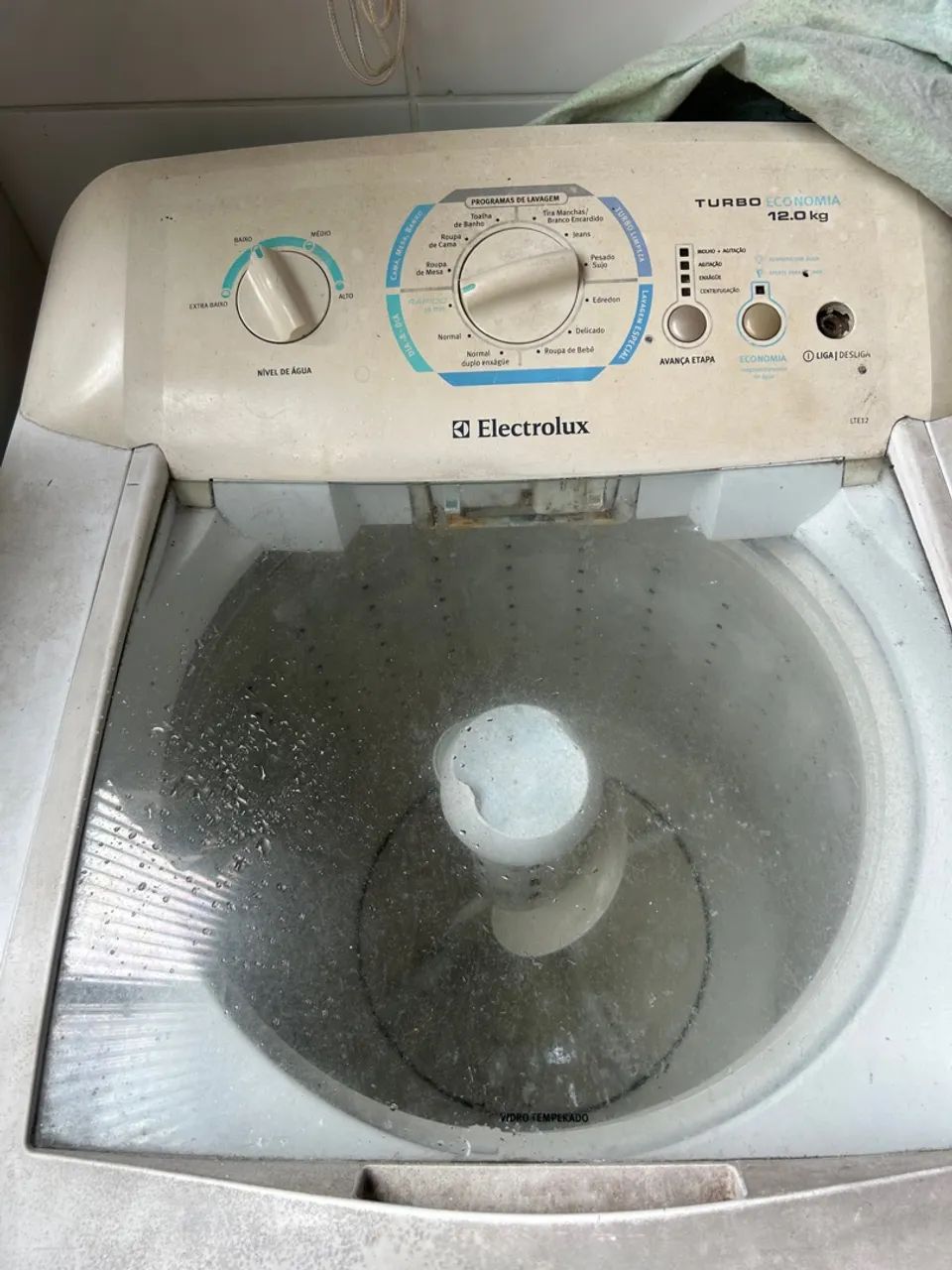 Máquina de Lavar Roupa Electrolux Turbo Economia 12kg