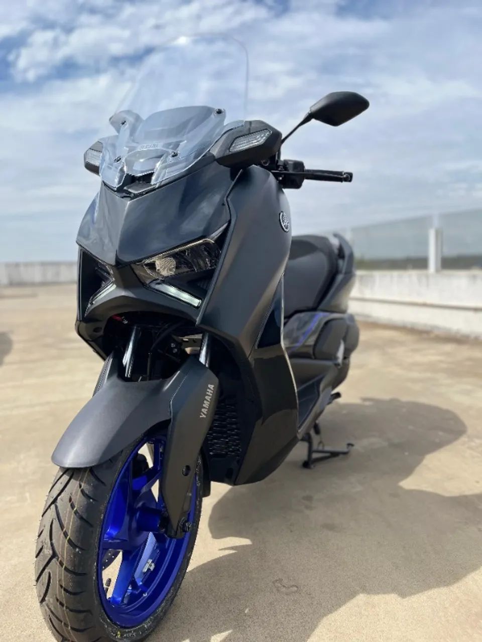 XMAX 300 CONNECTED - ZERO DE ENTRADA! 
