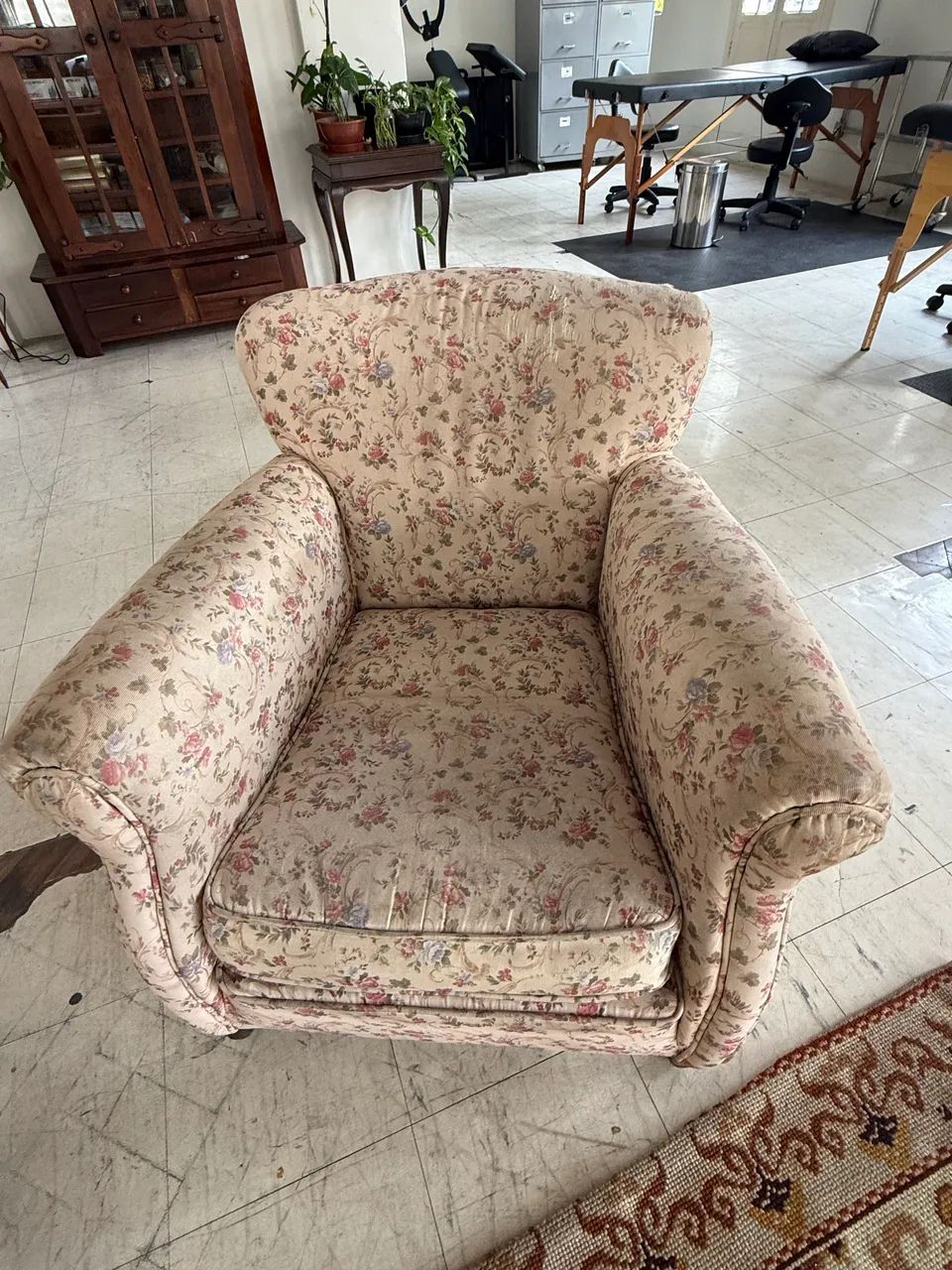 DUPLA de poltronas vintage floridas  - Foto 2