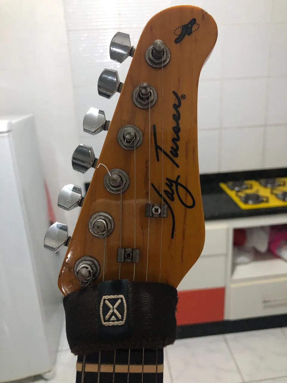 GUITARRA63825094546433122