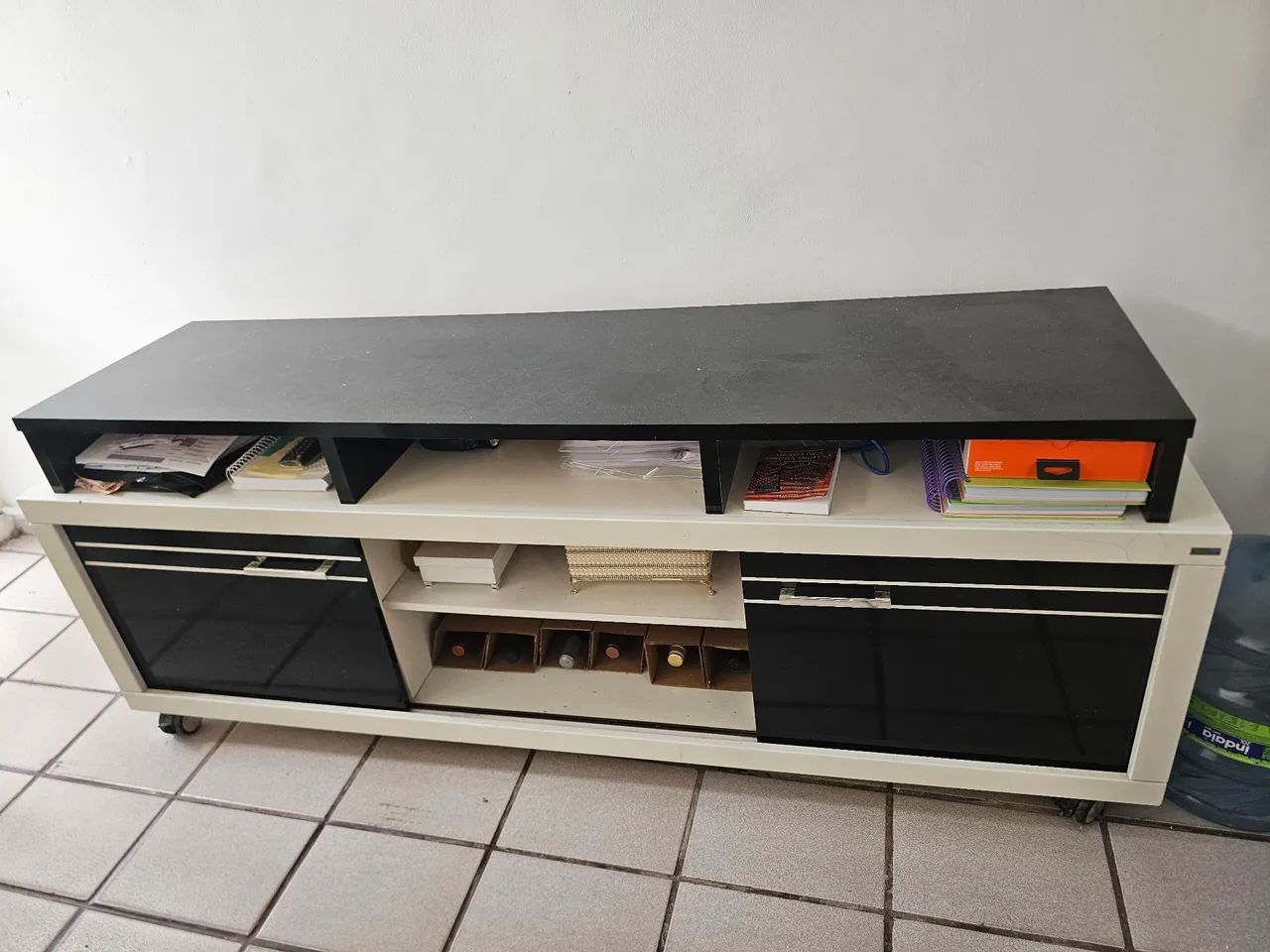 Rack para sua Sala linda !!! Na cor Branco e Preto !