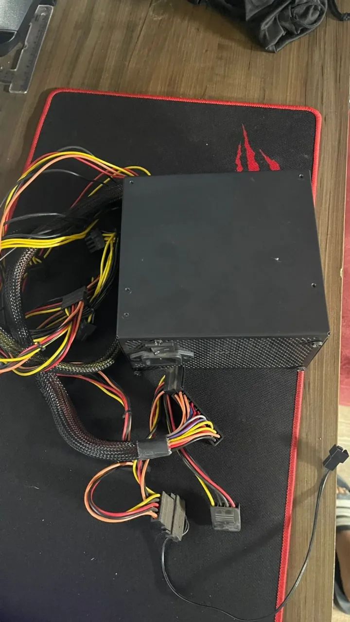 Fonte Cougar VTE 600W, 80 Plus Bronze, PFC Ativo ( USADA ) - Foto 3