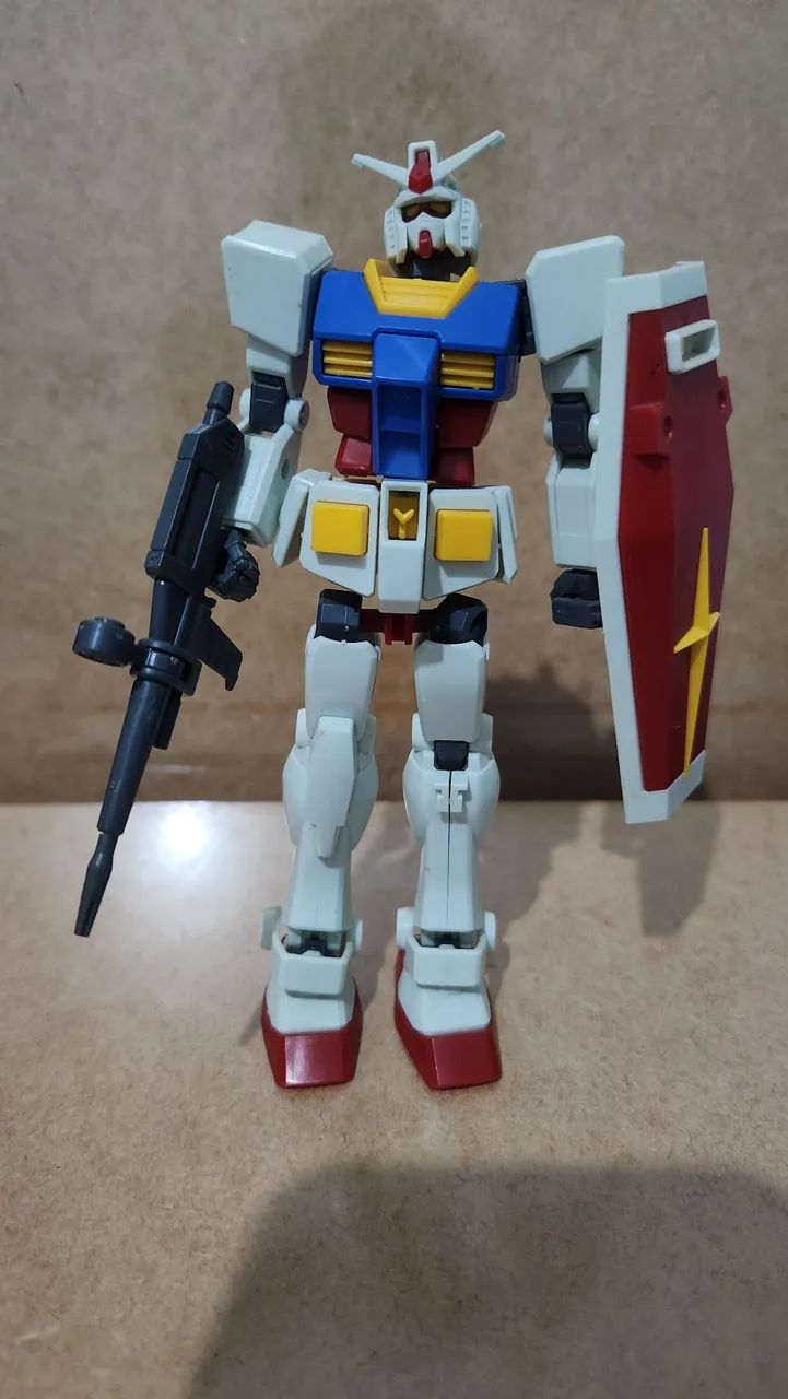 Gundam Infinity - RX-78-2 Gundam Figure64684408317827122