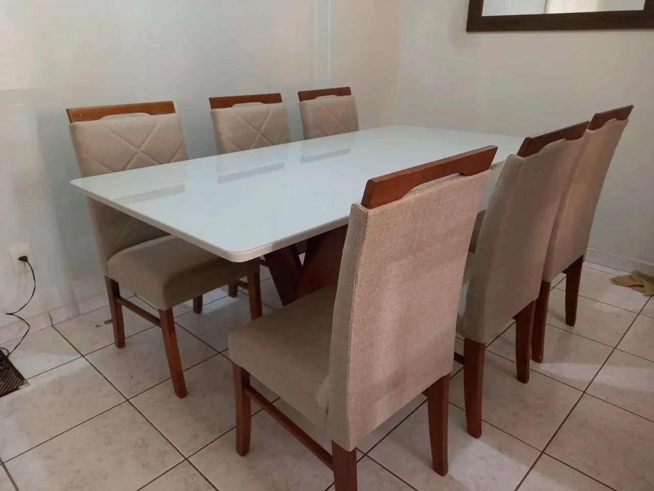 Mesa de Jantar Moderna com 6 Cadeiras madeira  - Foto 3