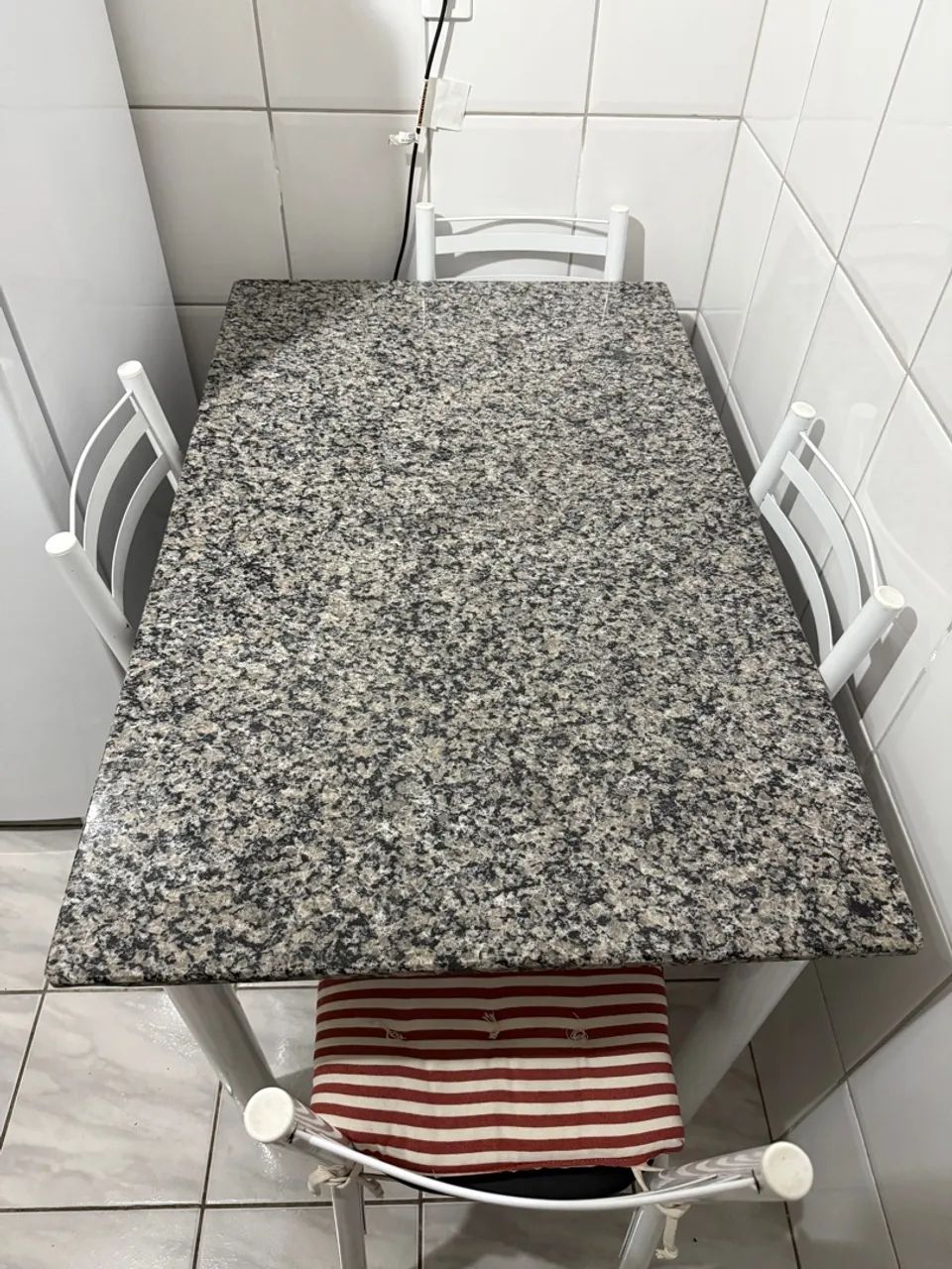 Mesa de Granito para 4 Pessoas - Foto 3