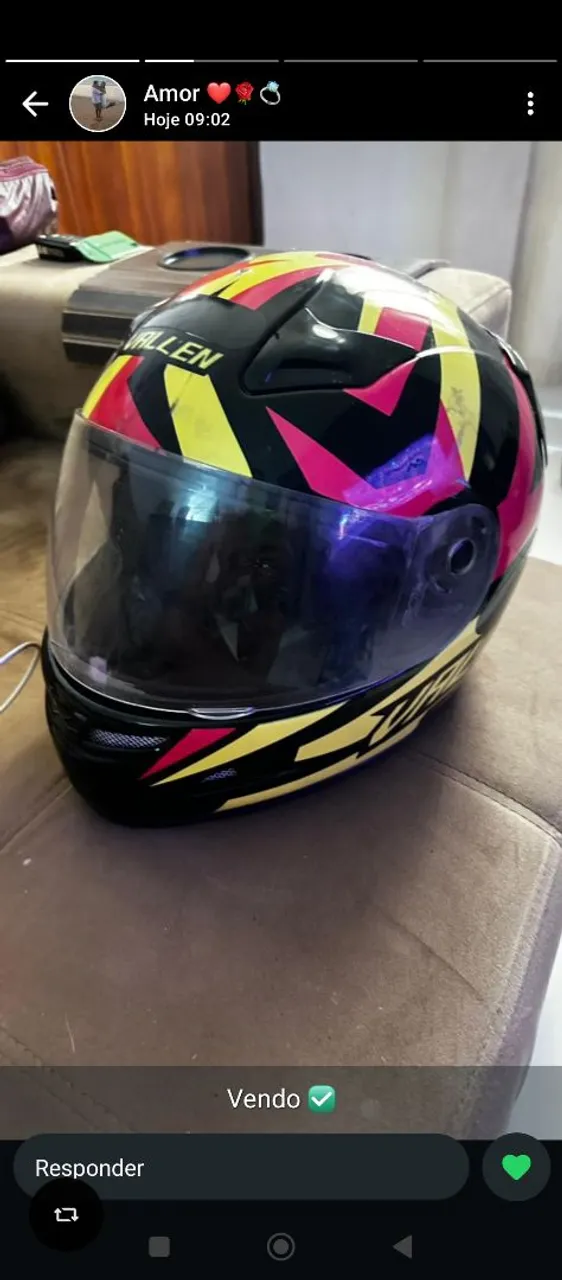 Capacete tamanho 58.