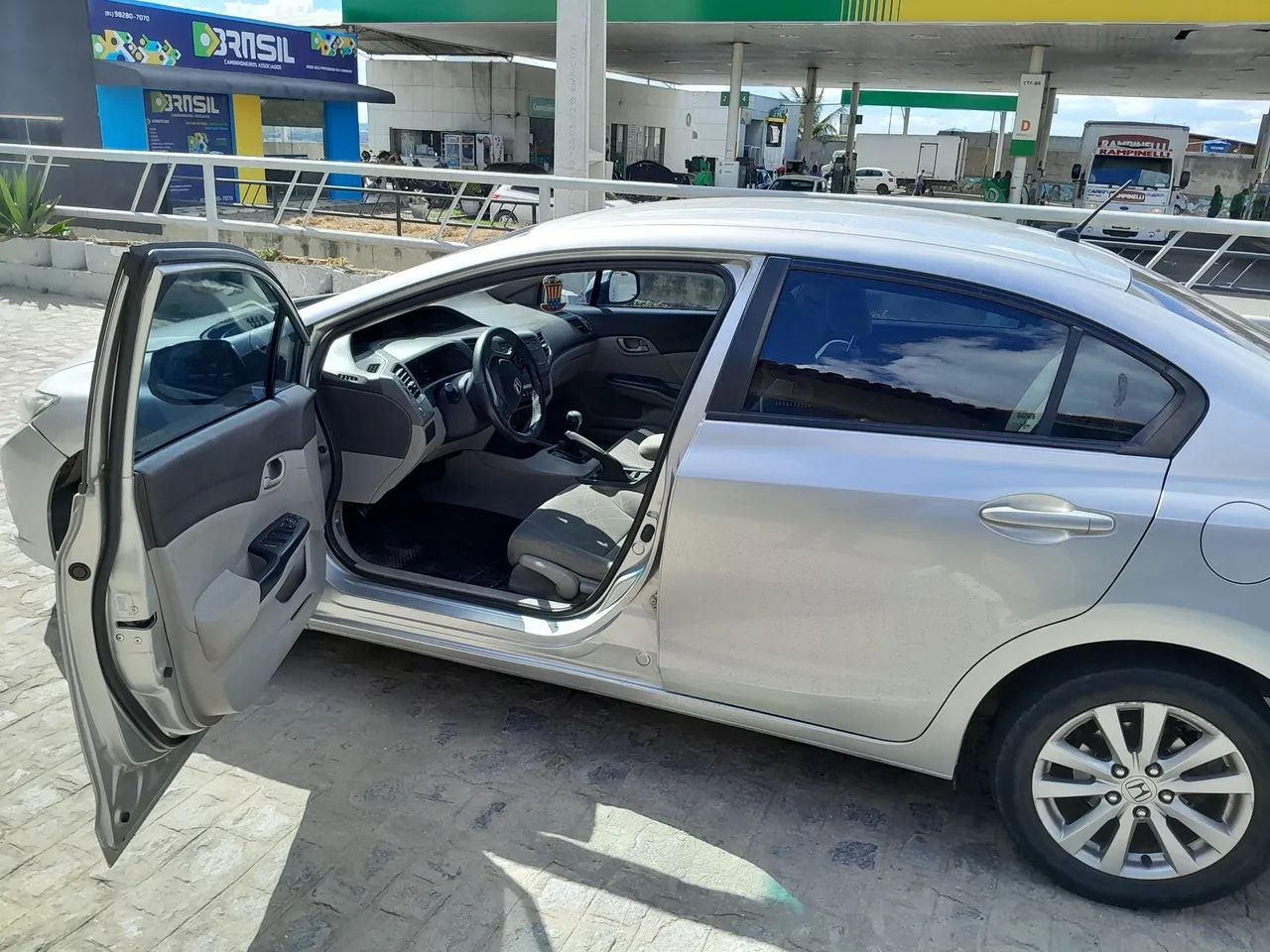 Honda Civic LXS 1.8 2013 - Foto 3
