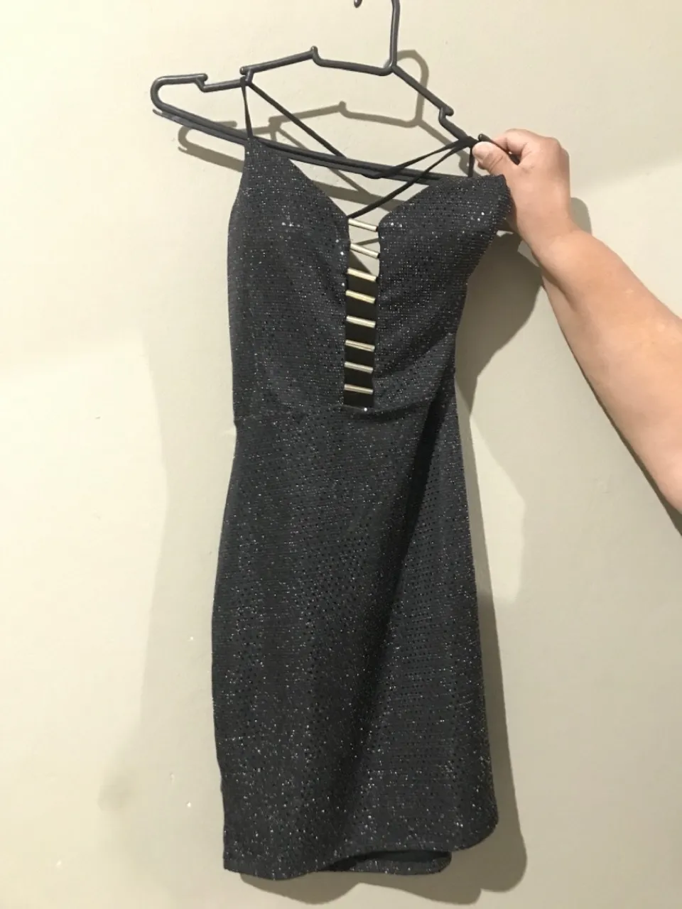 Vestido de festa preto com brilho