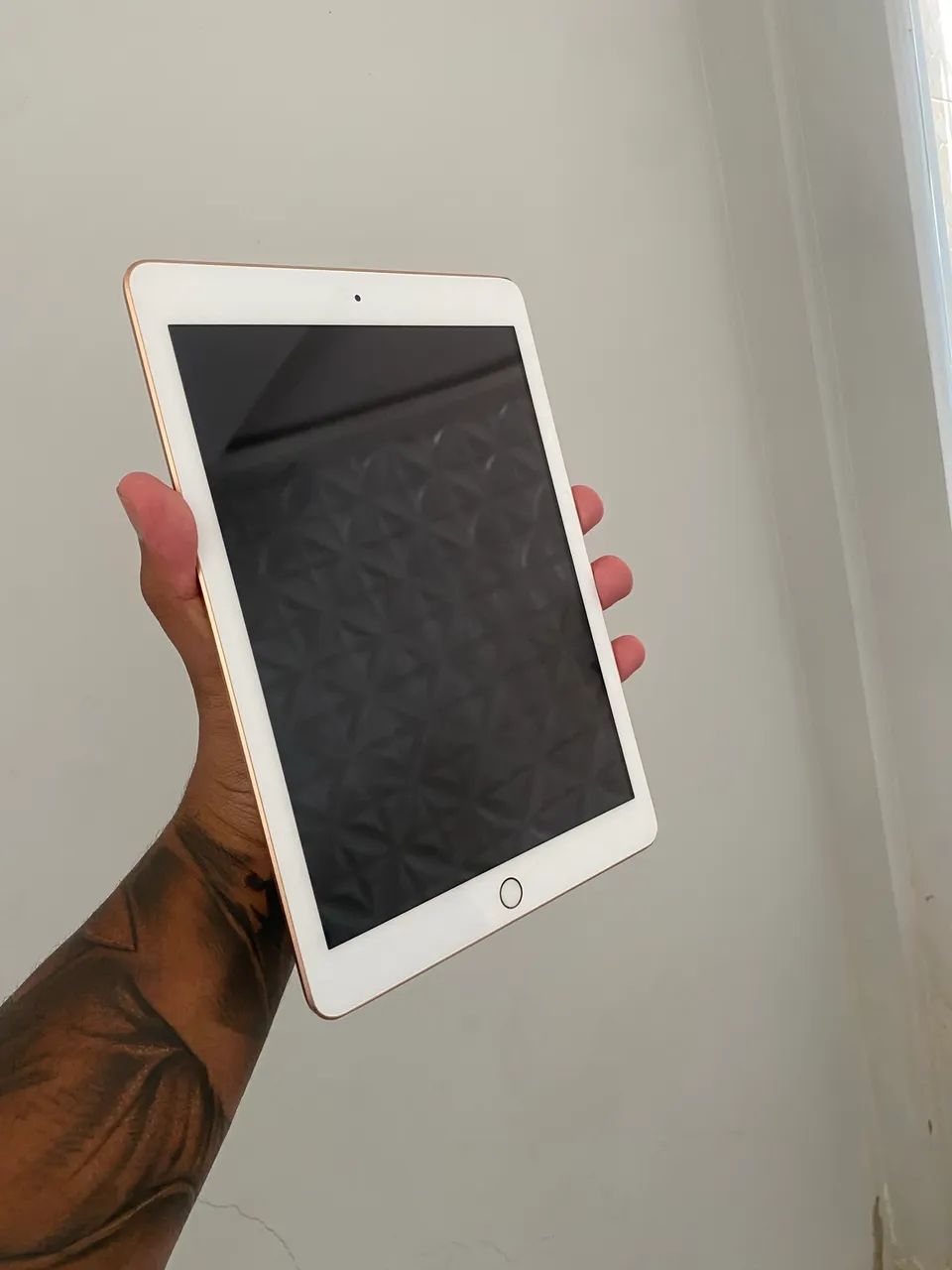 iPad 6° geração Seminovo 32gb - Tablets e E-Readers - Gabriela