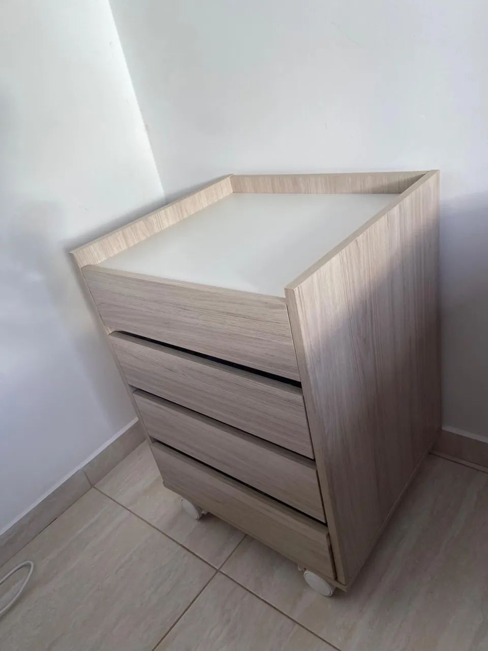 Cômoda/Gaveteiro com Rodinhas Tok Stok- Ideal para Organizar - Foto 2