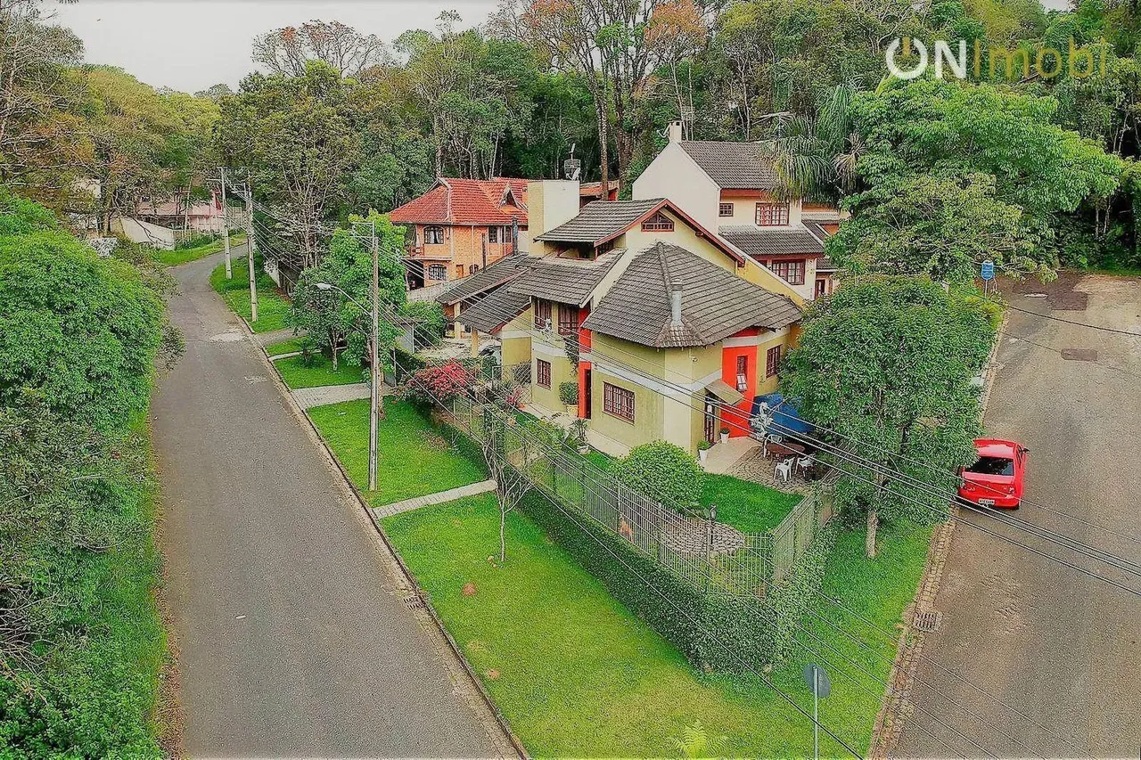 Paraíso na cidade - Casa com 4 dormitórios à venda, 243 m²