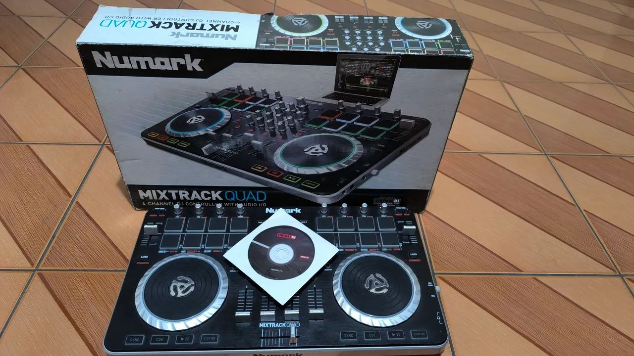Numark Mixtrack Quad Controller64316476163201120