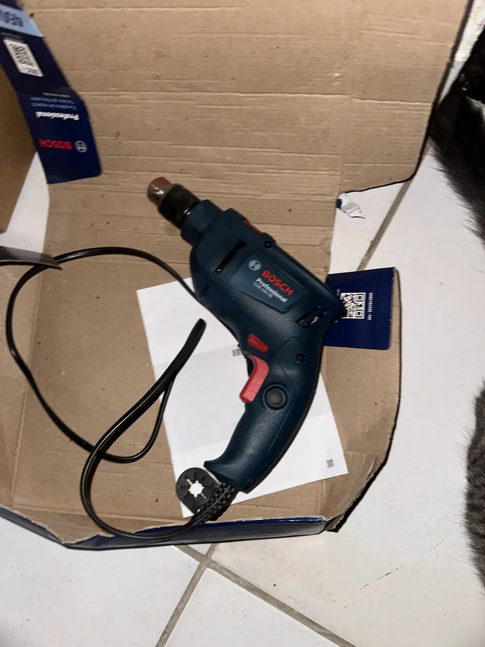 Furadeira 64706781976835120