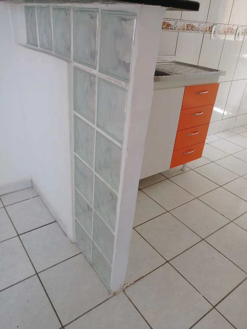 Alugo apartamento Taquara I ao lado da CVC.