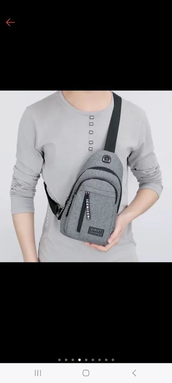 Mochila de Ombro Cinza - estiloso e prático! , confortável top pra leva seus acess..... - Foto 4