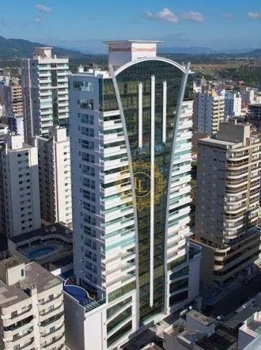 Cobertura Duplex em Itapema com 417m² privativos, 05 suítes, sendo 02 suítes máster com hi