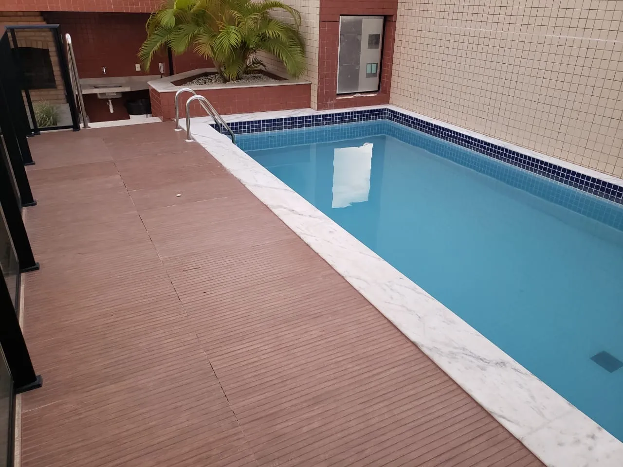 BELÍSSIMO apartamento de 98m2 na ponta verde!