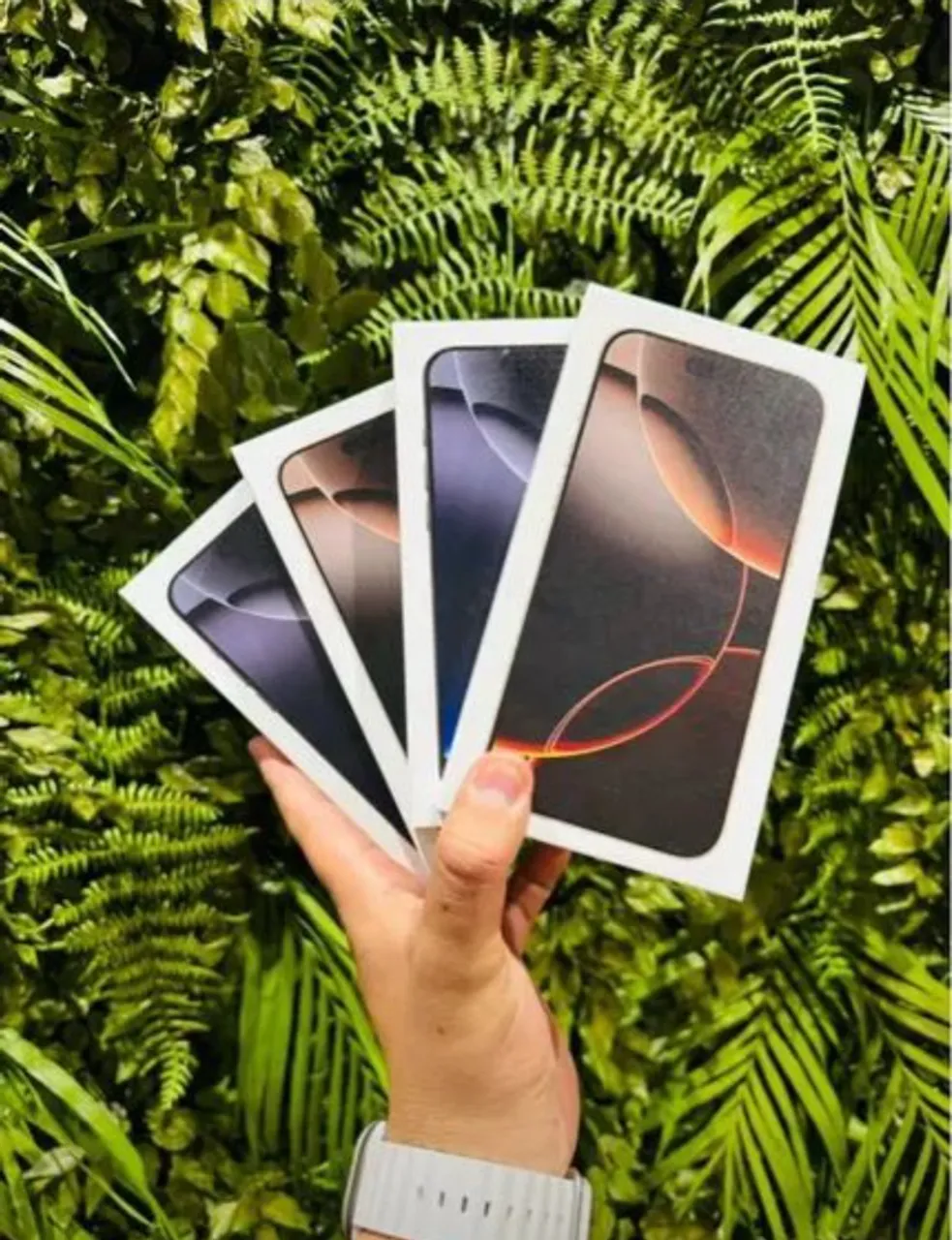 iPhone 16 Pro 128GB Desert Lacrado