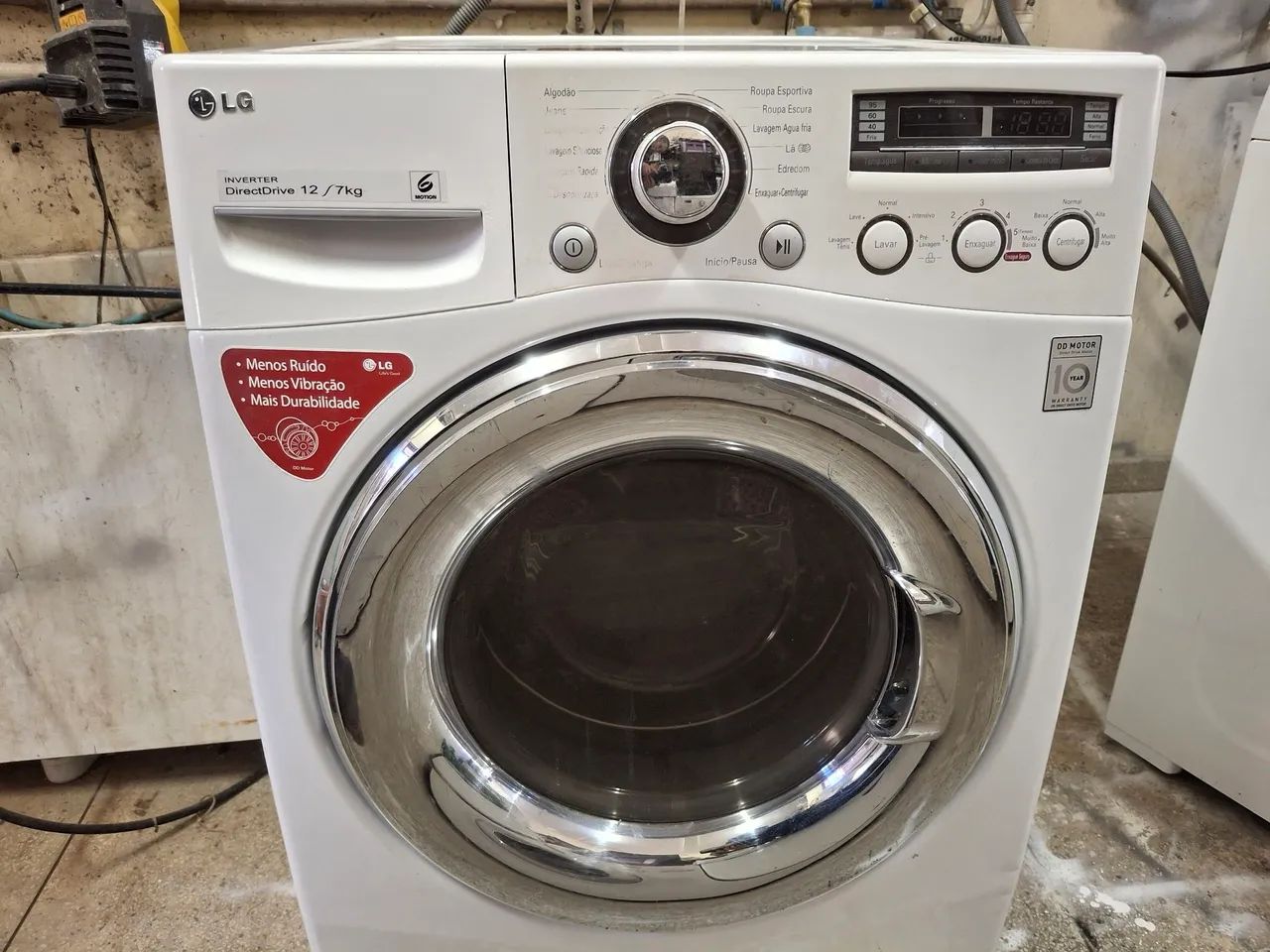 Lava e seca 127v semi nova 