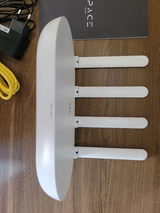 Roteador Wi-Fi Giga 4 antenas ZTE Space ZT199 branco 100V/240V - Foto 3