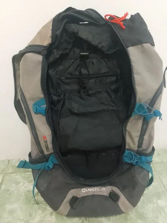 Mochila de Camping Quechua Forclaz 50L - Foto 2