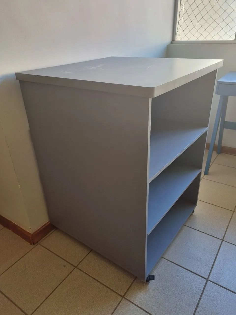 Estante de 3 prateleiras com rodízios - Foto 3