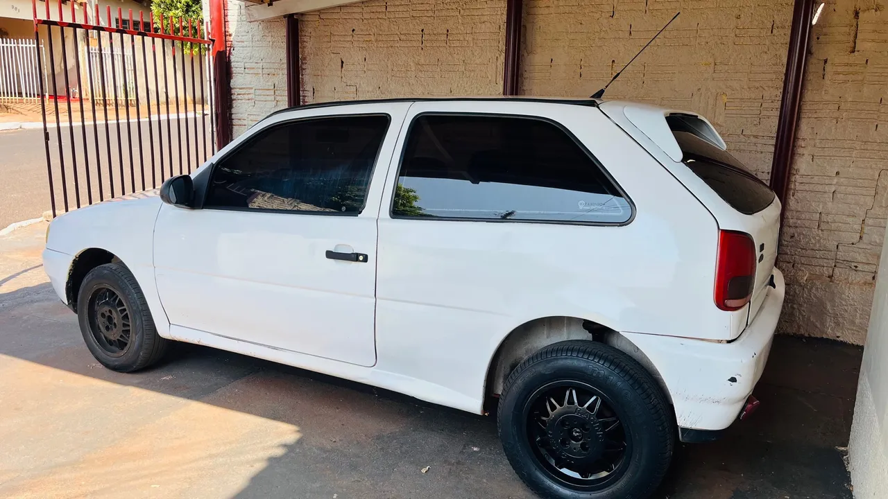 Gol 1997/1998 branco
