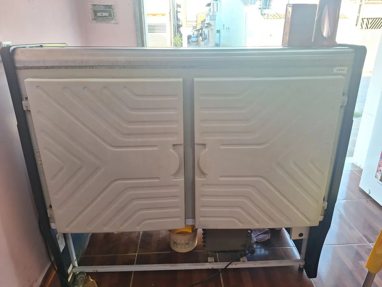 Geladeira Expositora - Ótima para seu negócio! - Foto 3