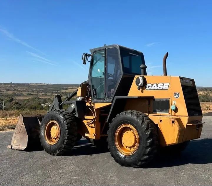 Carregadora Case W20E  - Foto 2