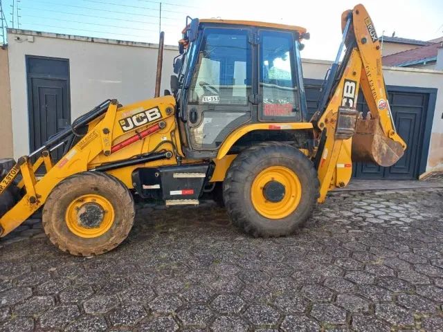 100% FACILITADO! SUA RETROESCAVADEIRA ESTÁ TE ESPERANDO! - Foto 2