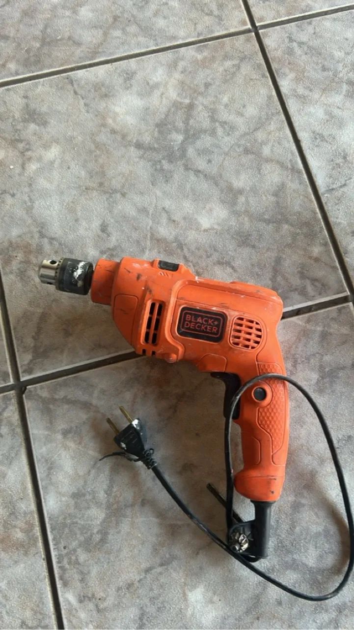 Furadeira Black+Decker